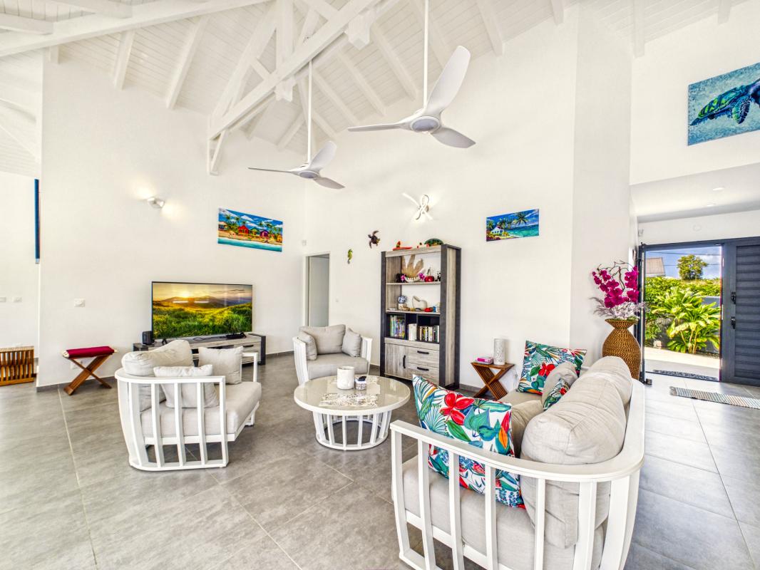 15.Location villa piscine Saint François Guadeloupe_Salon